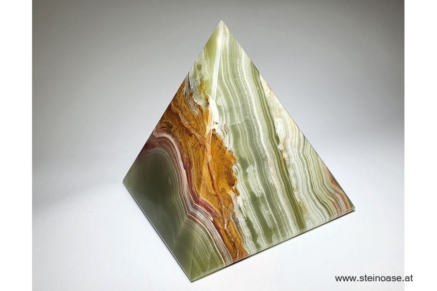 Pyramide Onyx-Marmor 10cm